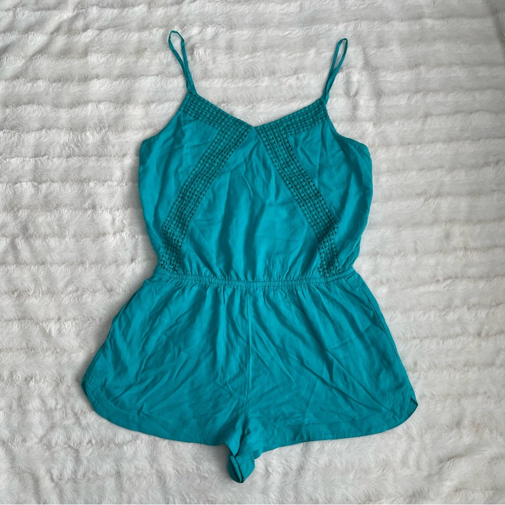 NWT American Eagle Turquoise Crochet Open Back Romper Size Medium